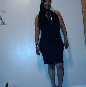 Meet your Posher, Adriene